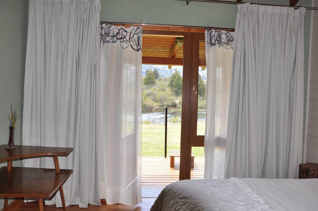 Villa Lago Rivadavia Hosteria Ruca Kitai חדר תמונה