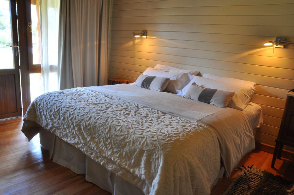 Villa Lago Rivadavia Hosteria Ruca Kitai חדר תמונה