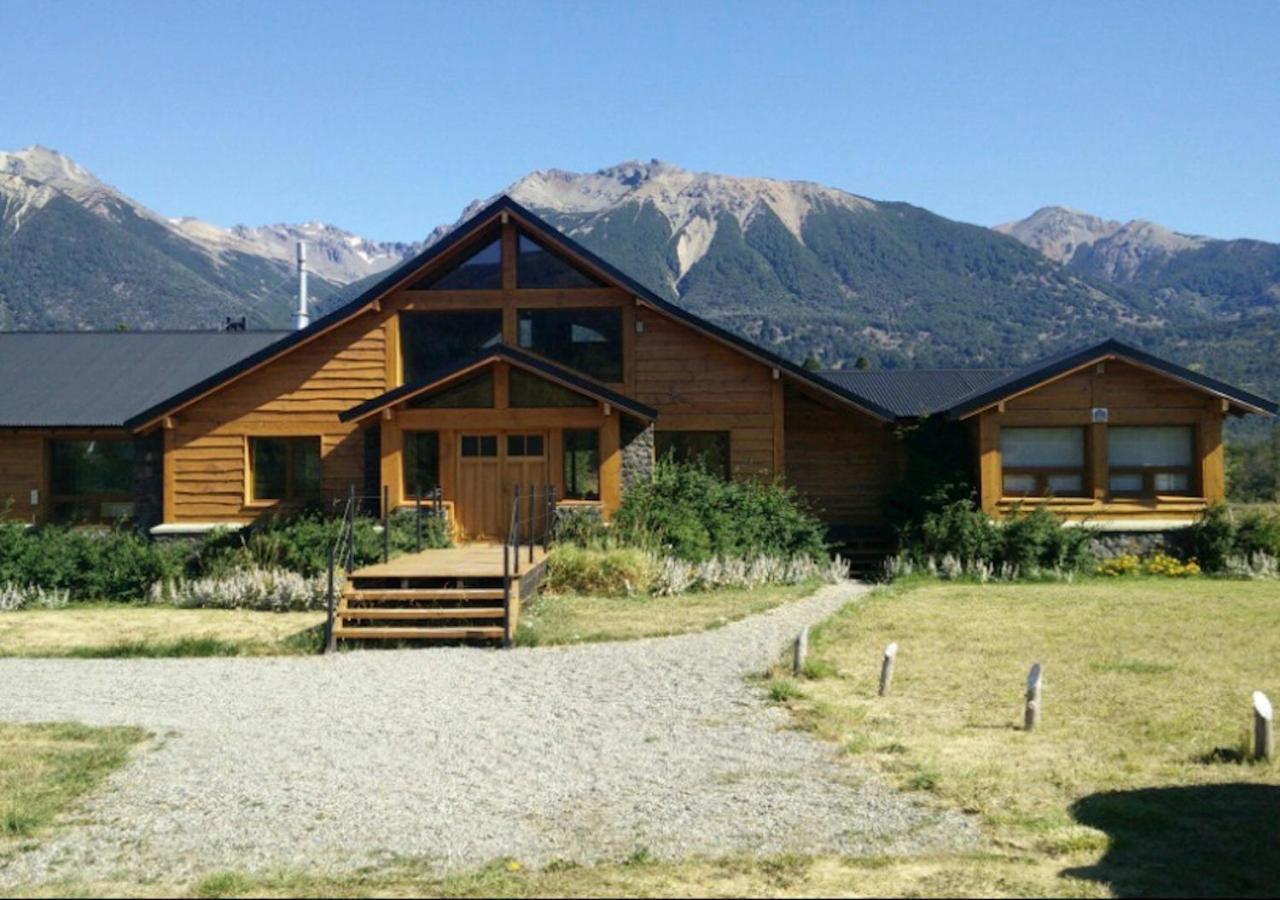 Villa Lago Rivadavia Hosteria Ruca Kitai מראה חיצוני תמונה